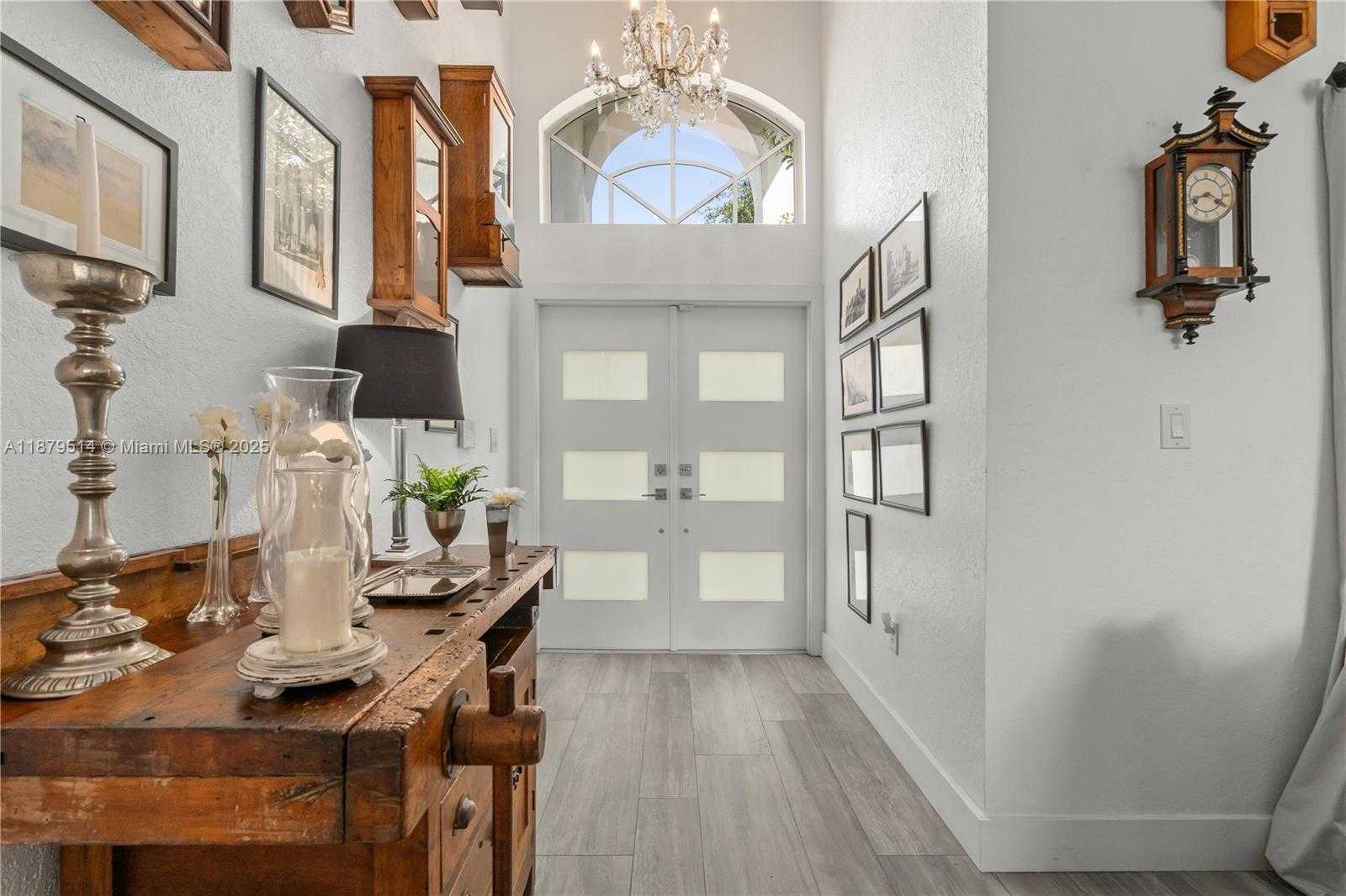 Small Image of 10934 NORTH WEST 59TH ST, Doral Number 5