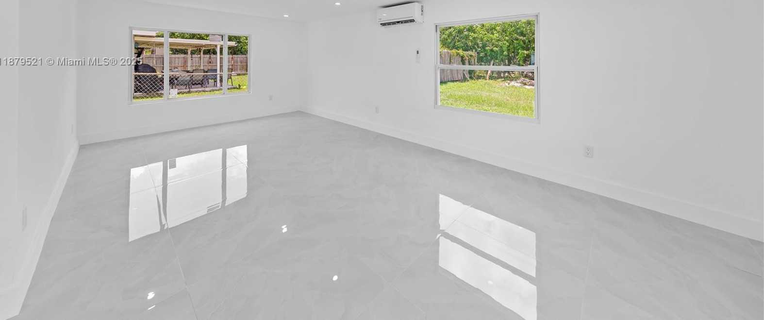 Small Image of 651 NORTH WEST 9TH ST, Homestead Number 13