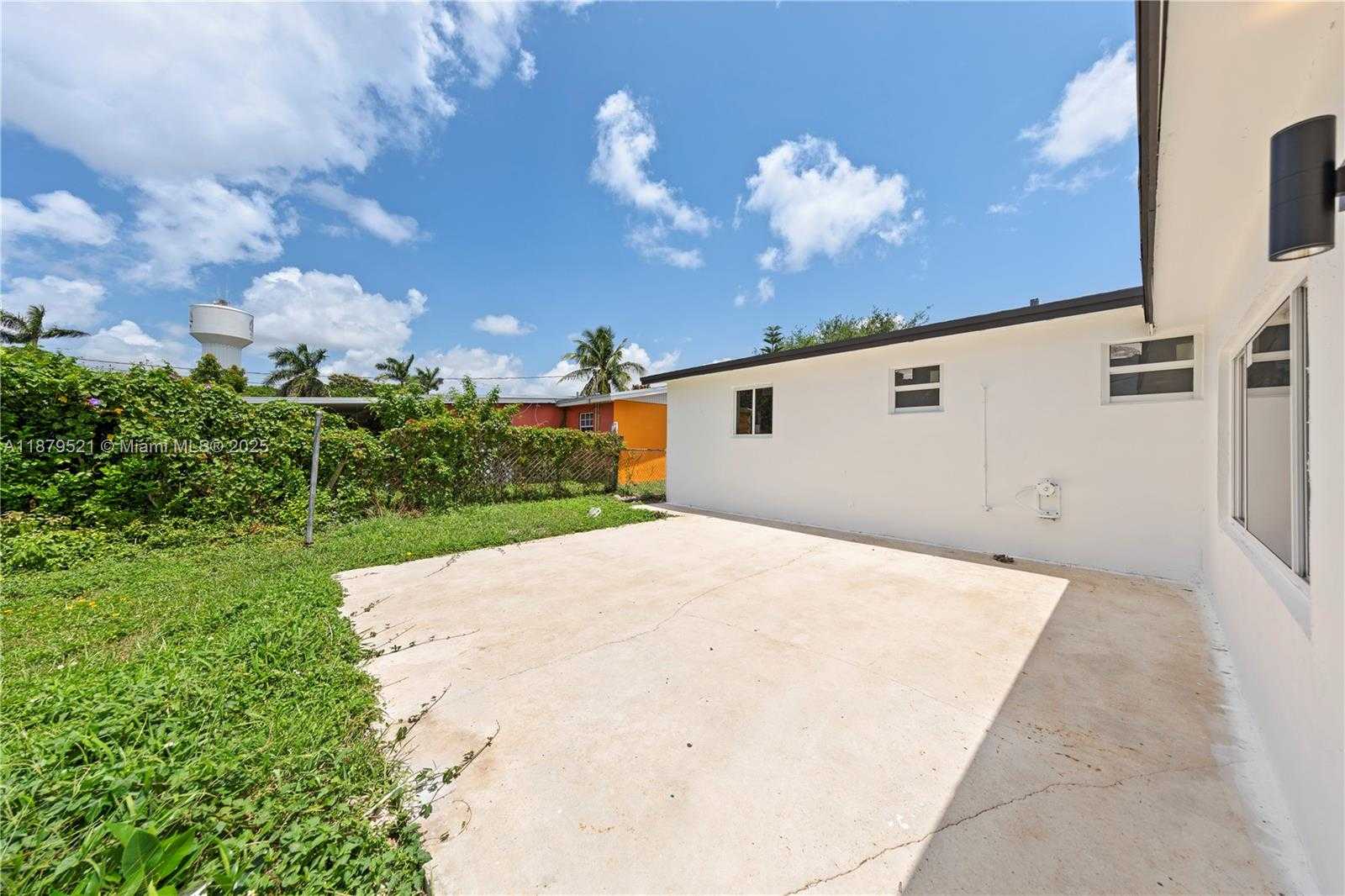 Small Image of 651 NORTH WEST 9TH ST, Homestead Number 22