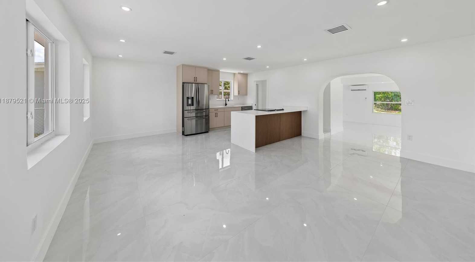Small Image of 651 NORTH WEST 9TH ST, Homestead Number 6