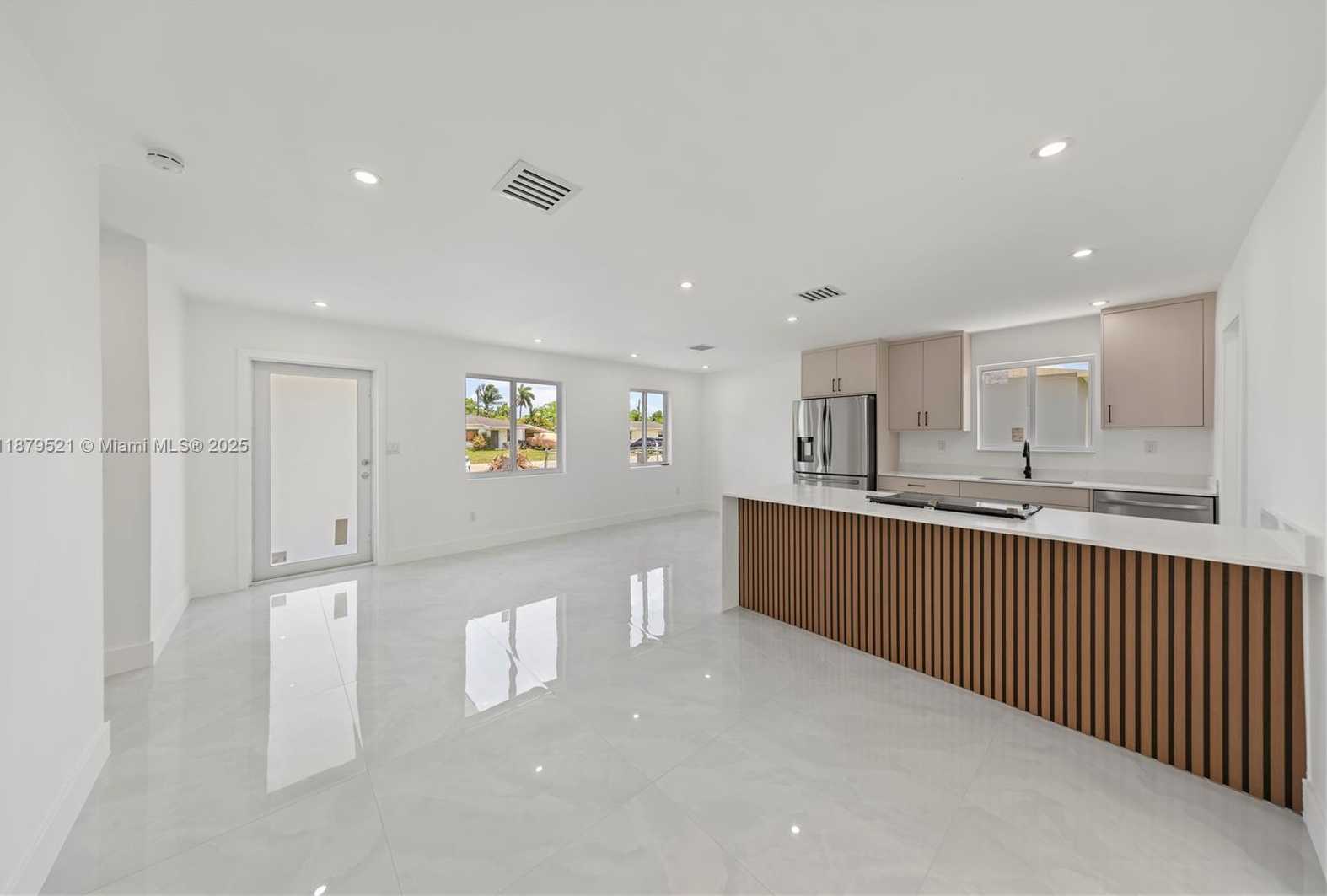 Small Image of 651 NORTH WEST 9TH ST, Homestead Number 7