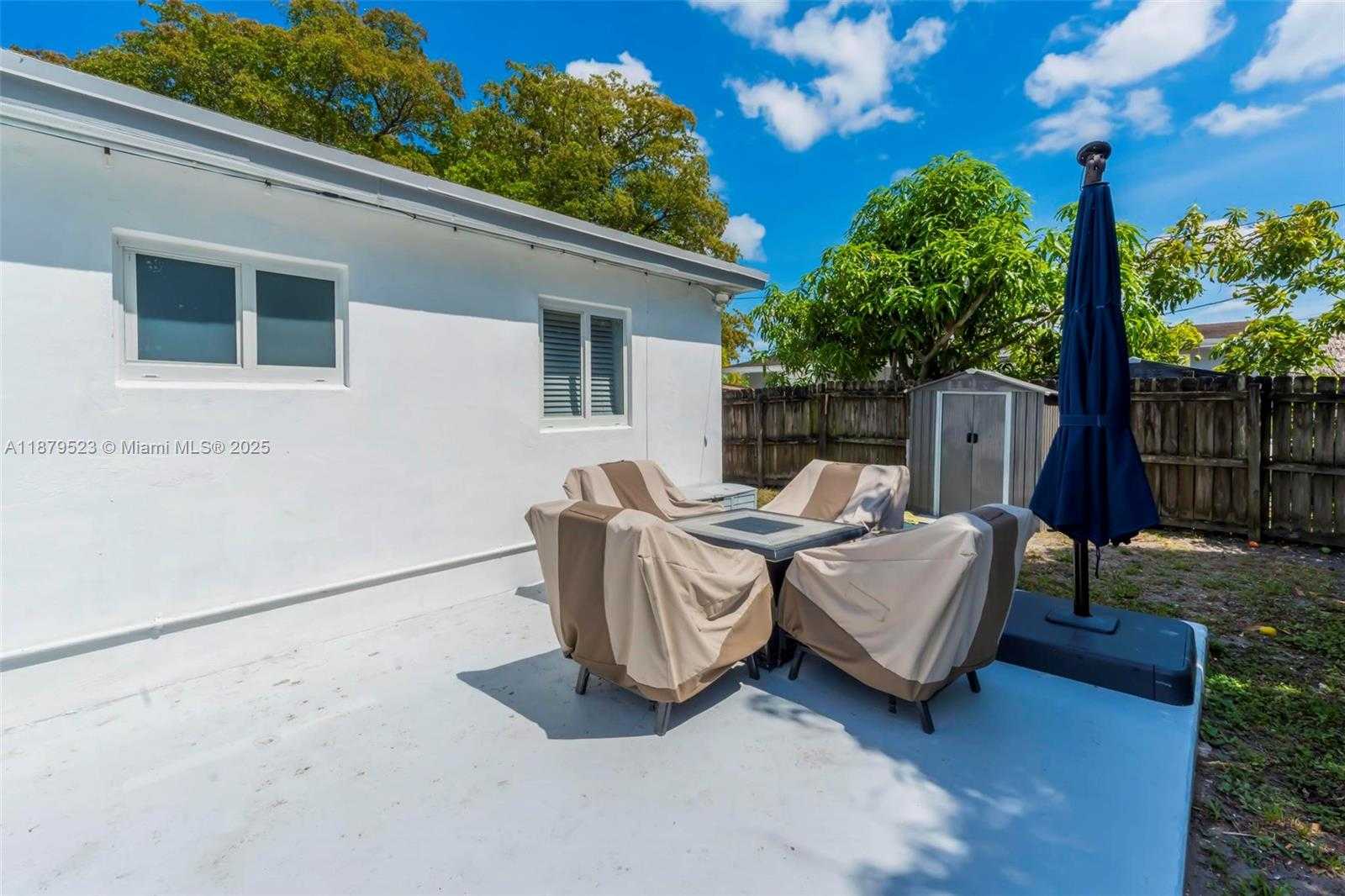 Small Image of 330 NORTH 70TH AVE, Hollywood Number 23