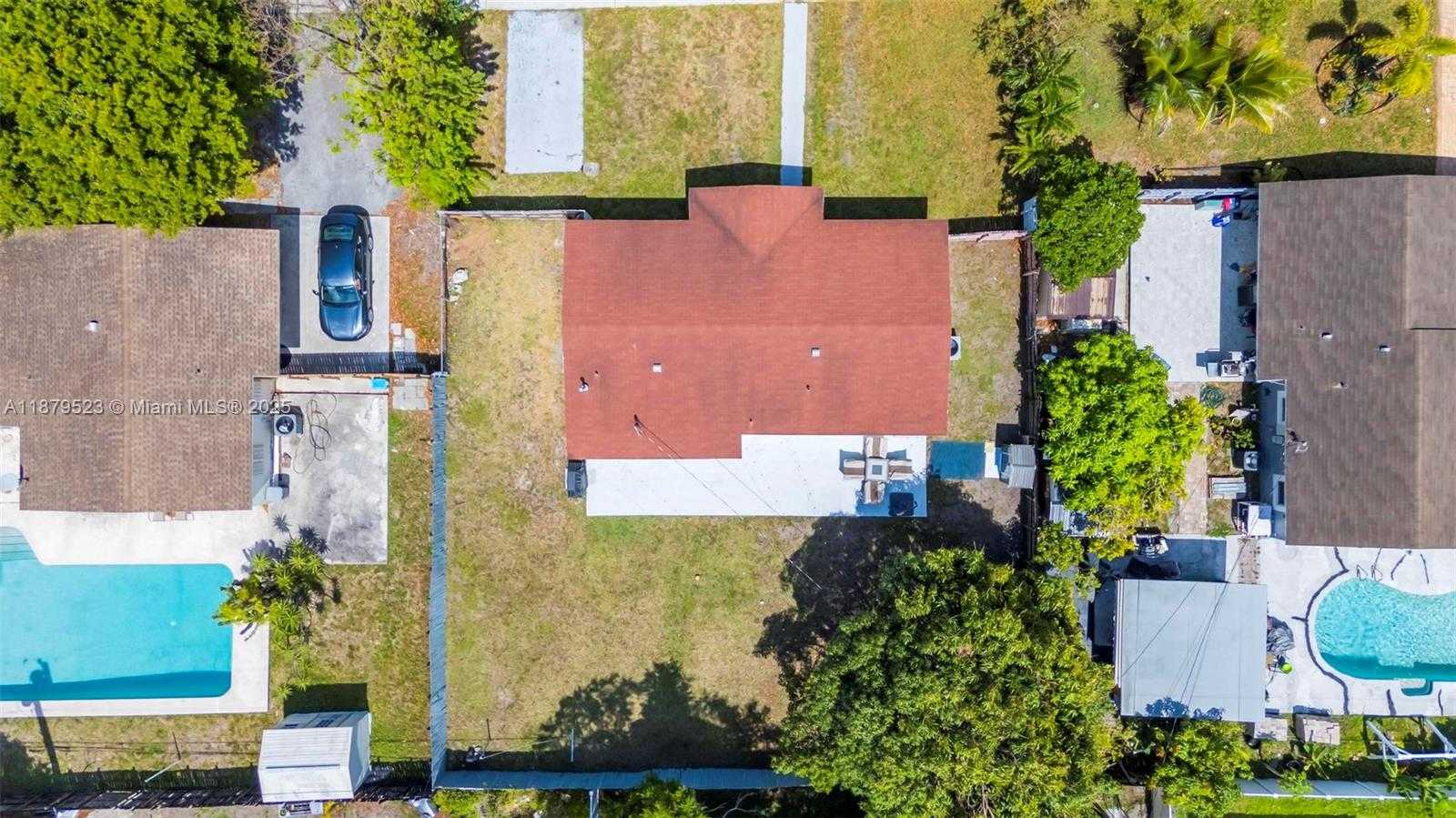 Small Image of 330 NORTH 70TH AVE, Hollywood Number 41