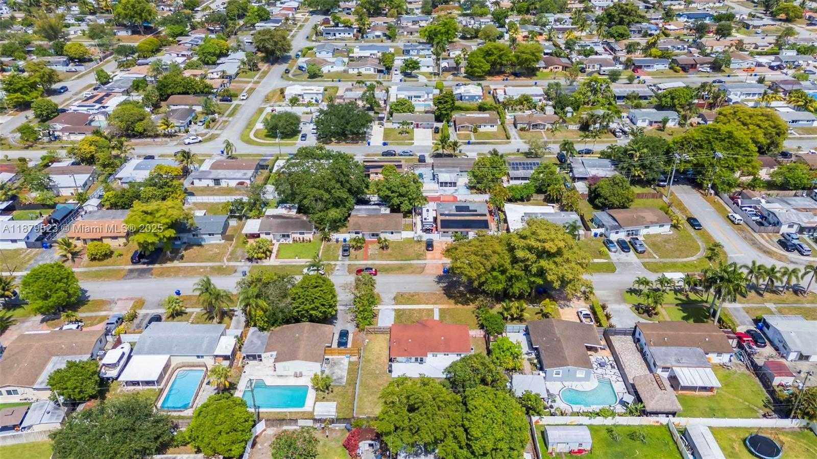 Small Image of 330 NORTH 70TH AVE, Hollywood Number 44