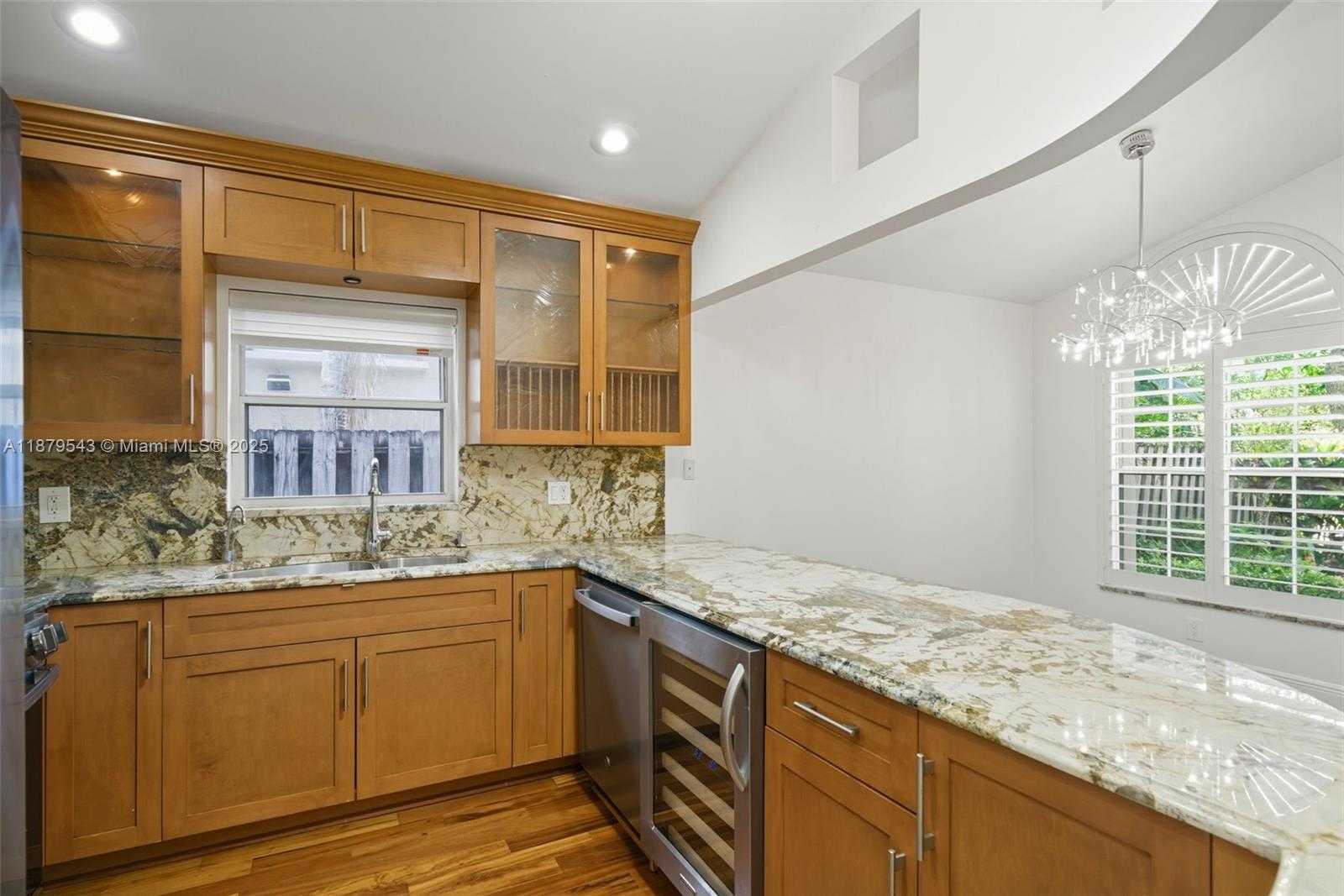 Small Image of 605 SOUTH WEST 15TH ST, Fort Lauderdale Number 12