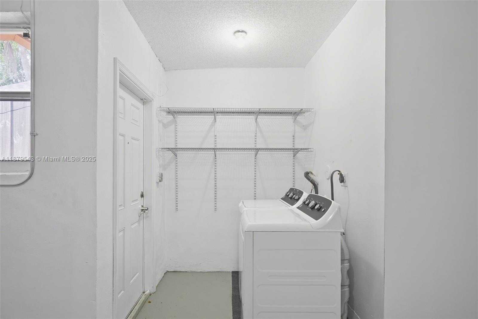 Small Image of 605 SOUTH WEST 15TH ST, Fort Lauderdale Number 32