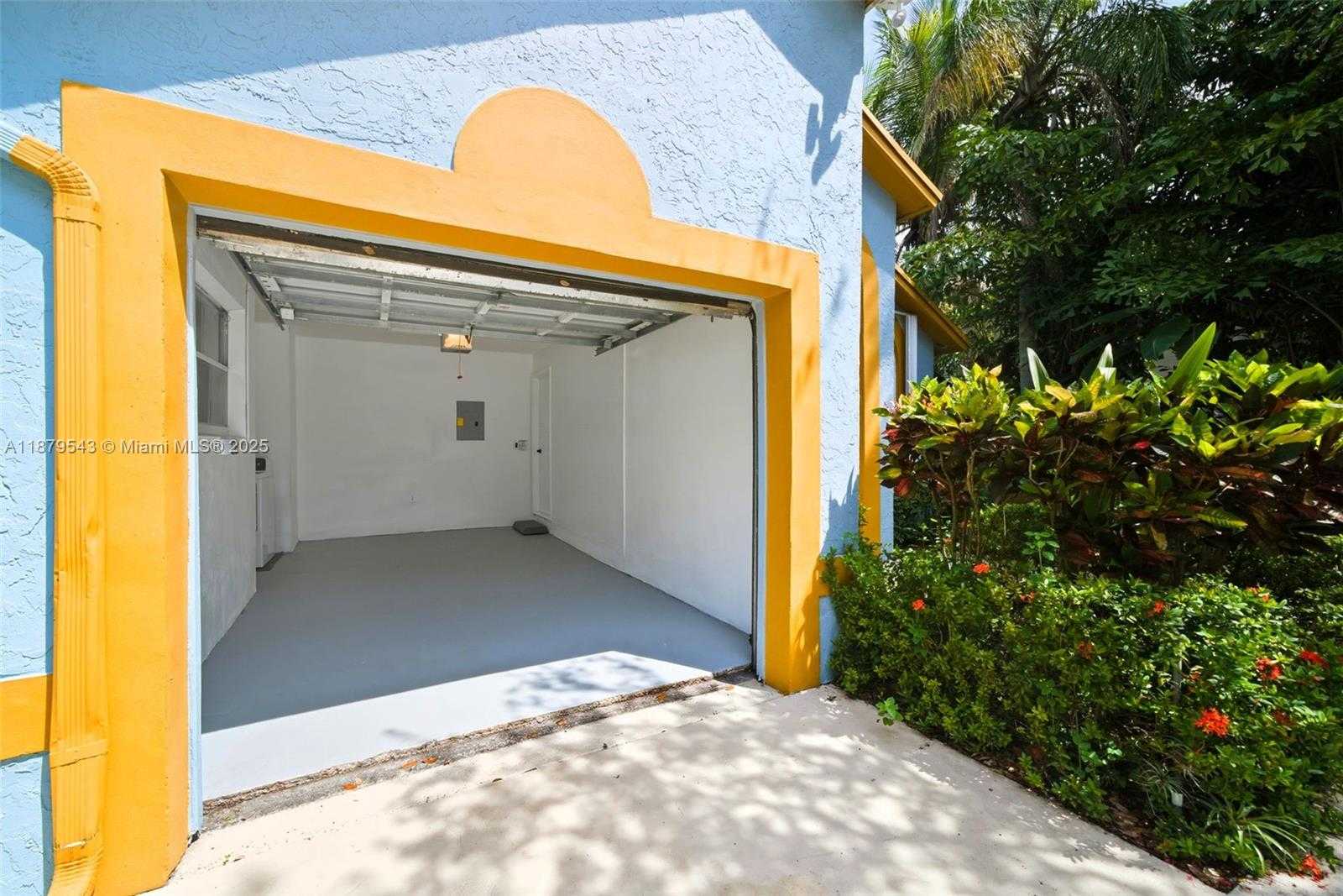 Small Image of 605 SOUTH WEST 15TH ST, Fort Lauderdale Number 35