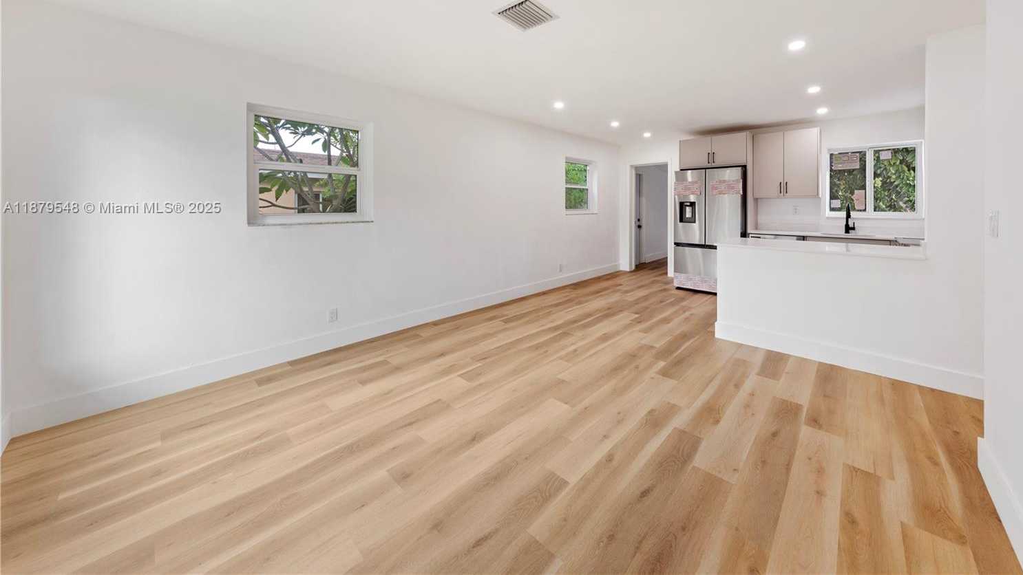 Small Image of 6117 NORTH WEST 27TH ST, Margate Number 10