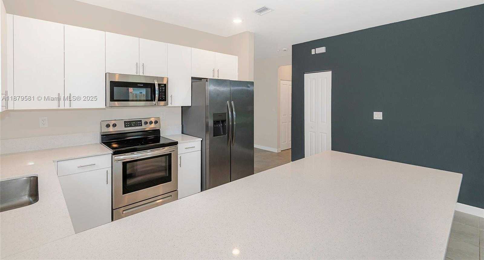 Small Image of 16344 SOUTH WEST 290TH ST, Homestead Number 14