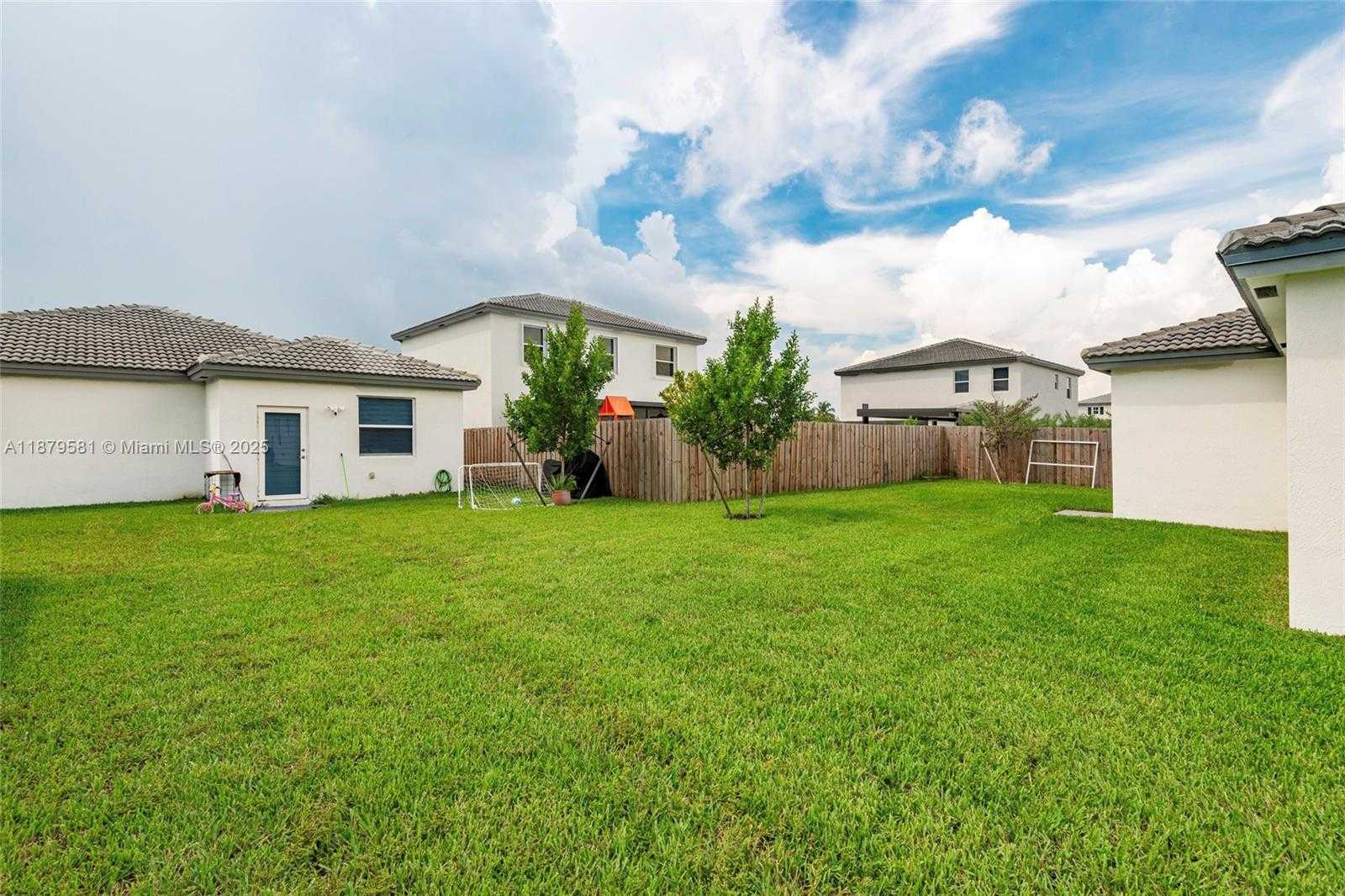 Small Image of 16344 SOUTH WEST 290TH ST, Homestead Number 3
