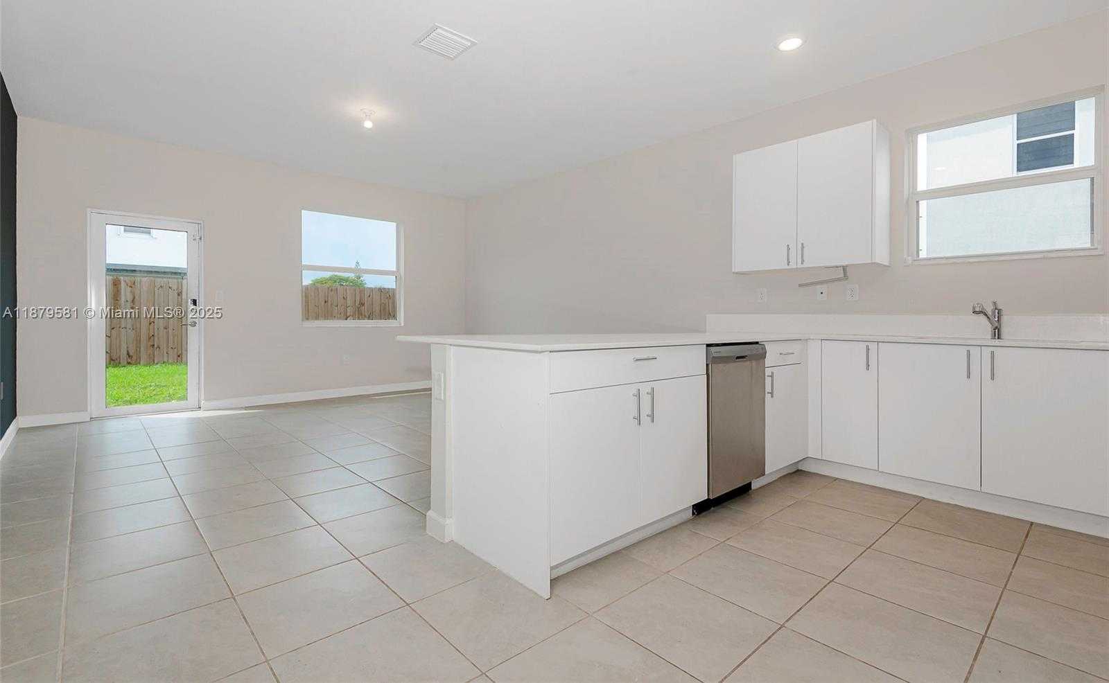 Small Image of 16344 SOUTH WEST 290TH ST, Homestead Number 8