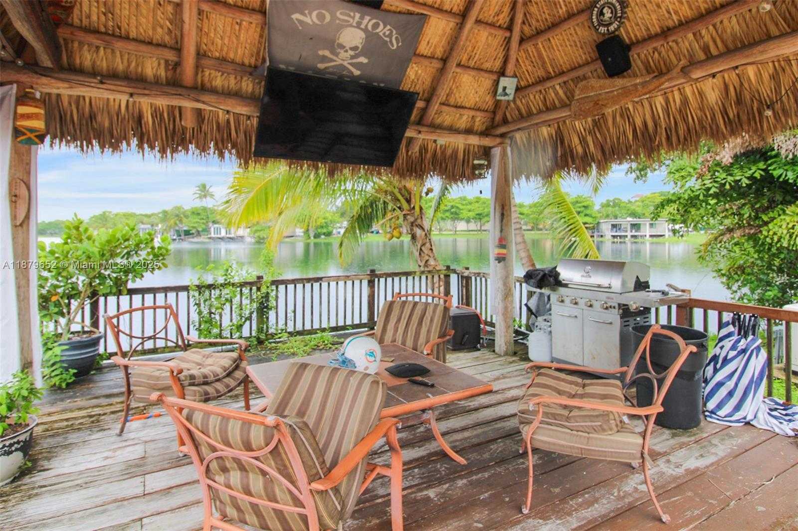Small Image of 15000 EGAN LN, Miami Lakes Number 13