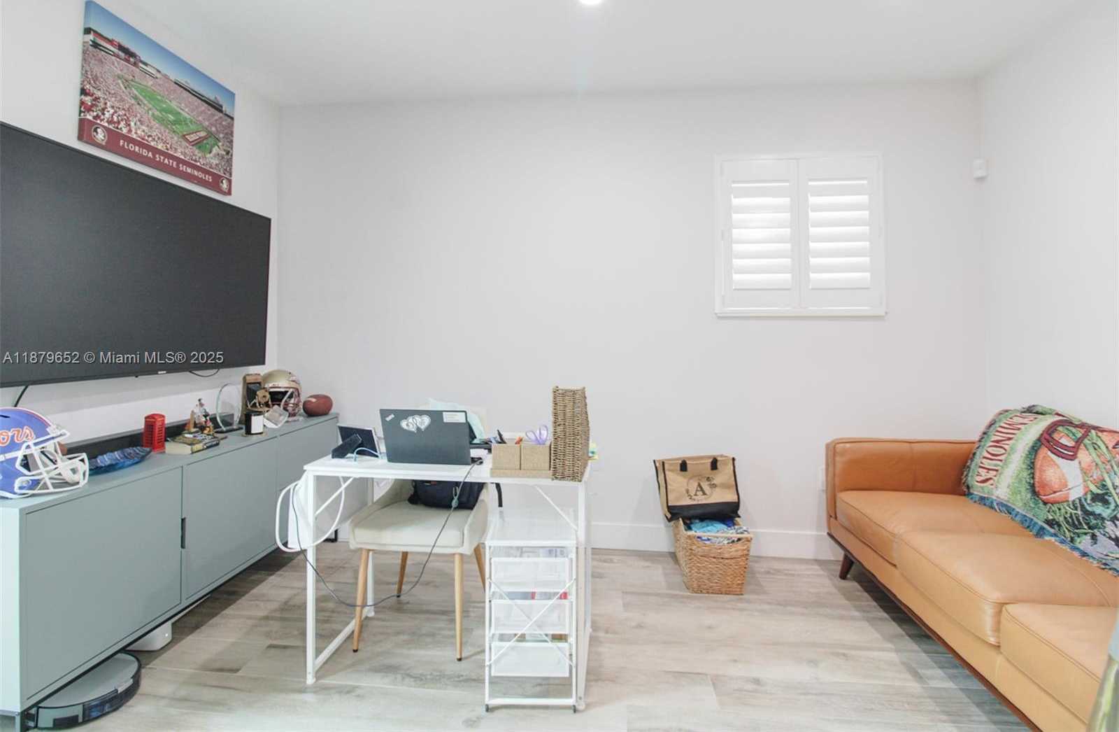 Small Image of 15000 EGAN LN, Miami Lakes Number 27