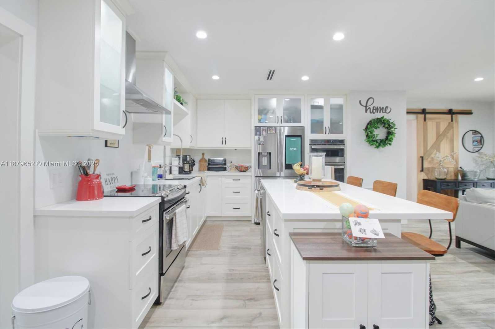 Small Image of 15000 EGAN LN, Miami Lakes Number 5