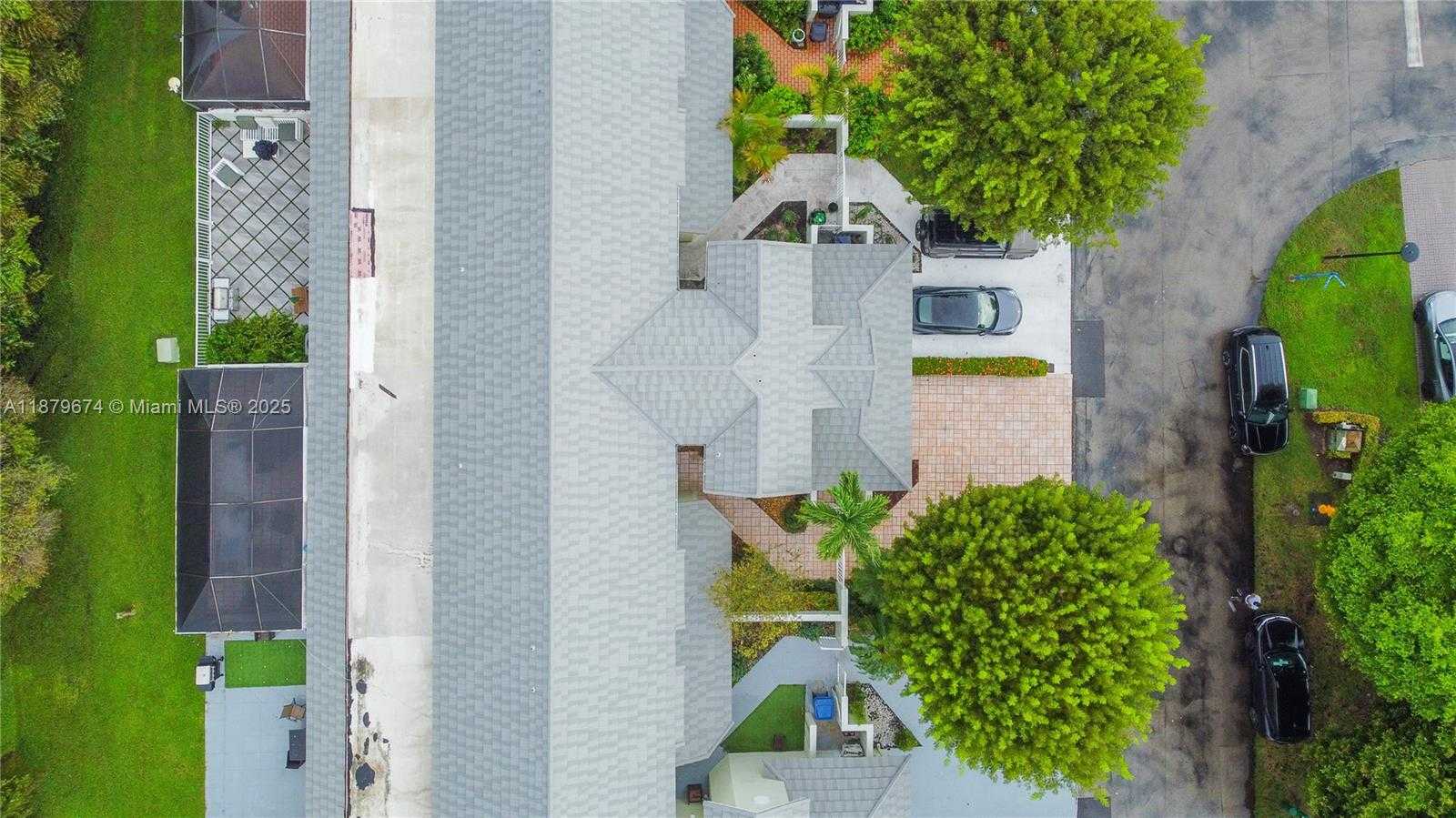 Small Image of 9929 NORTH WEST 49TH TER, Doral Number 15