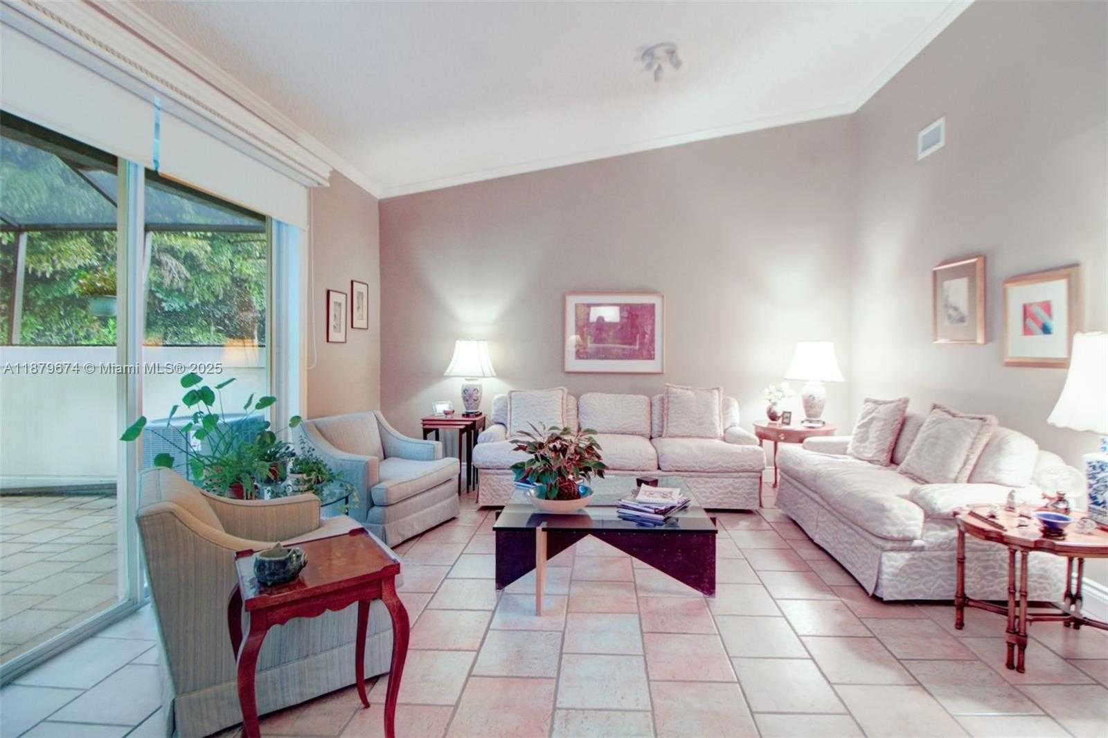 Small Image of 9929 NORTH WEST 49TH TER, Doral Number 33