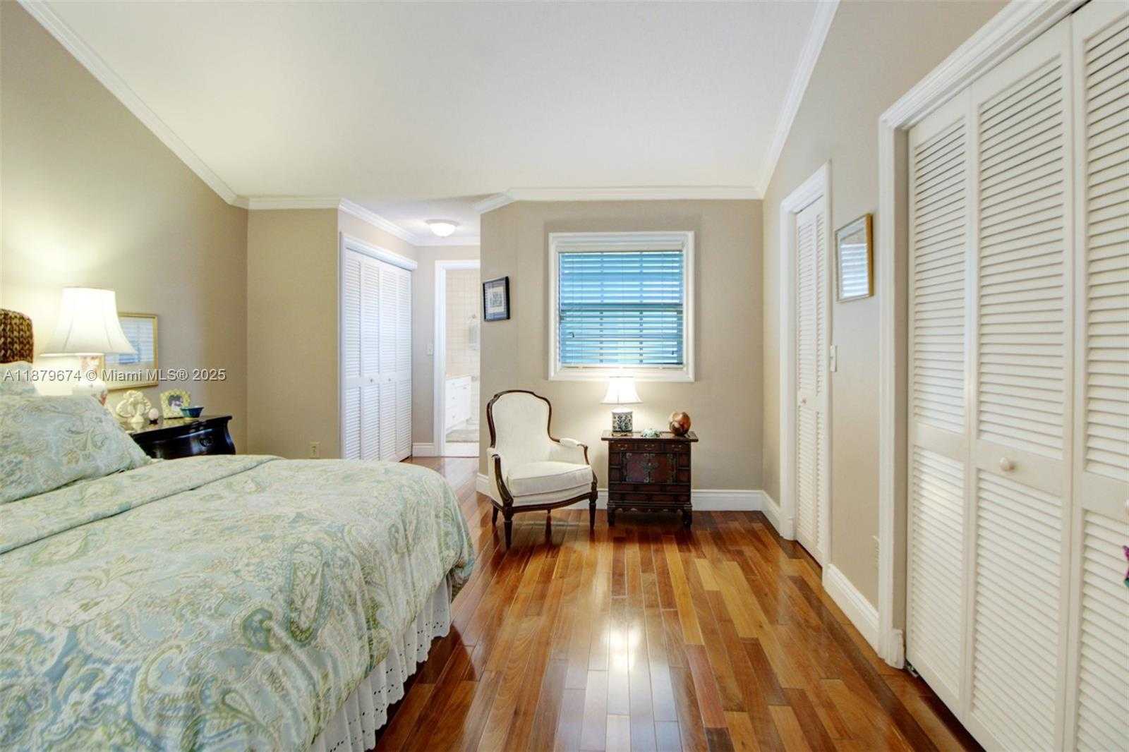 Small Image of 9929 NORTH WEST 49TH TER, Doral Number 42