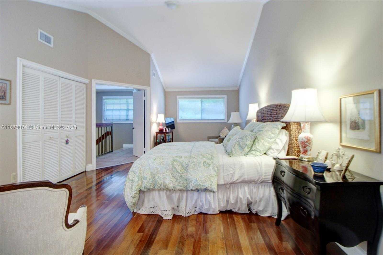 Small Image of 9929 NORTH WEST 49TH TER, Doral Number 51