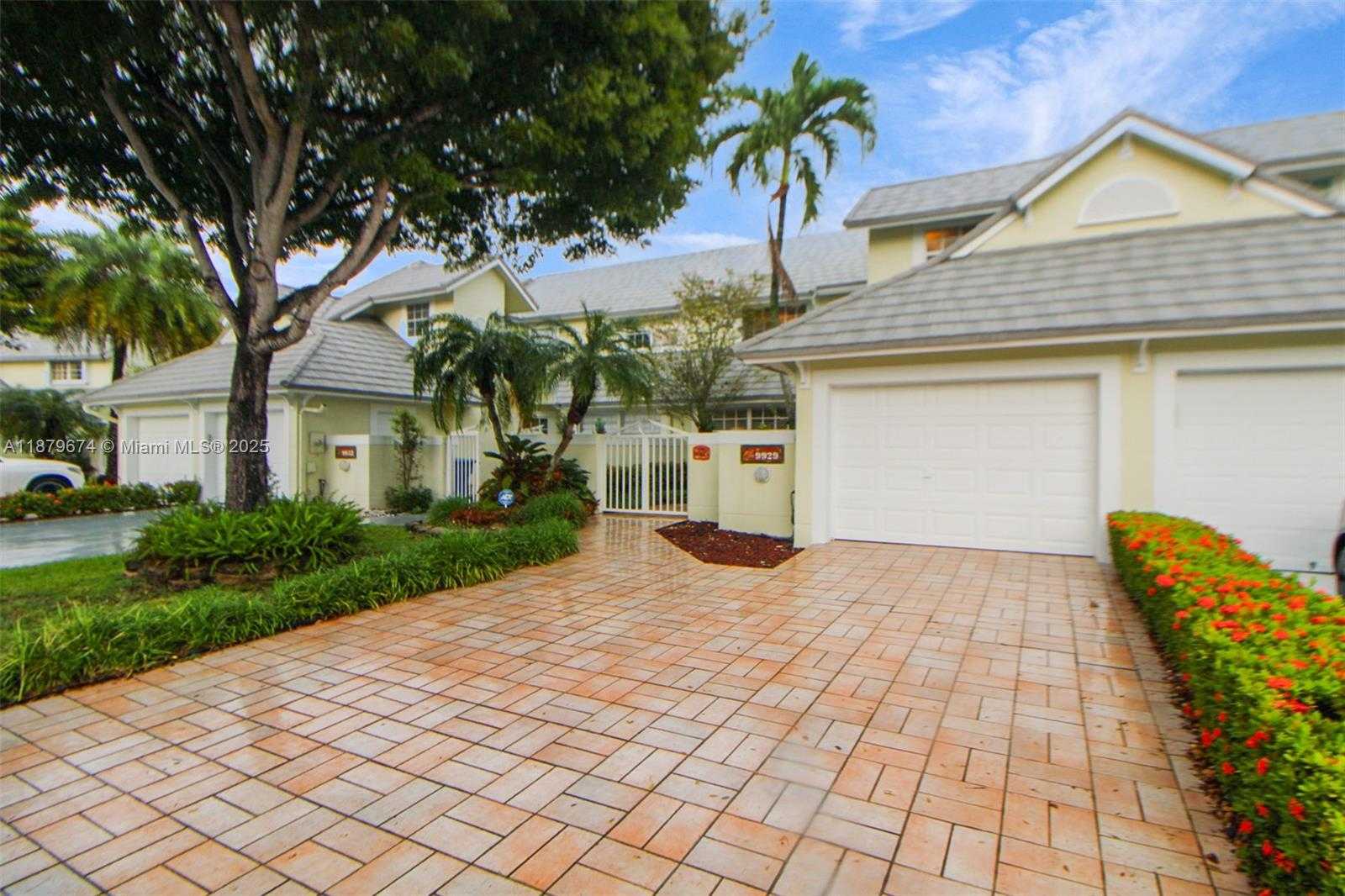 Small Image of 9929 NORTH WEST 49TH TER, Doral Number 6