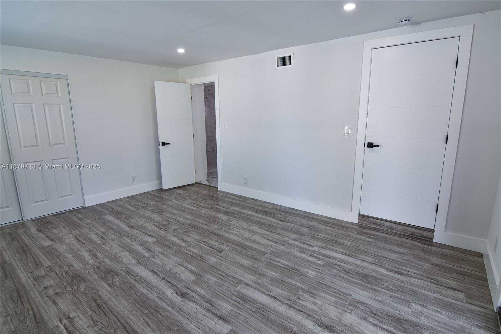 Small Image of 413 SOUTH WEST 22ND TER, Fort Lauderdale Number 25