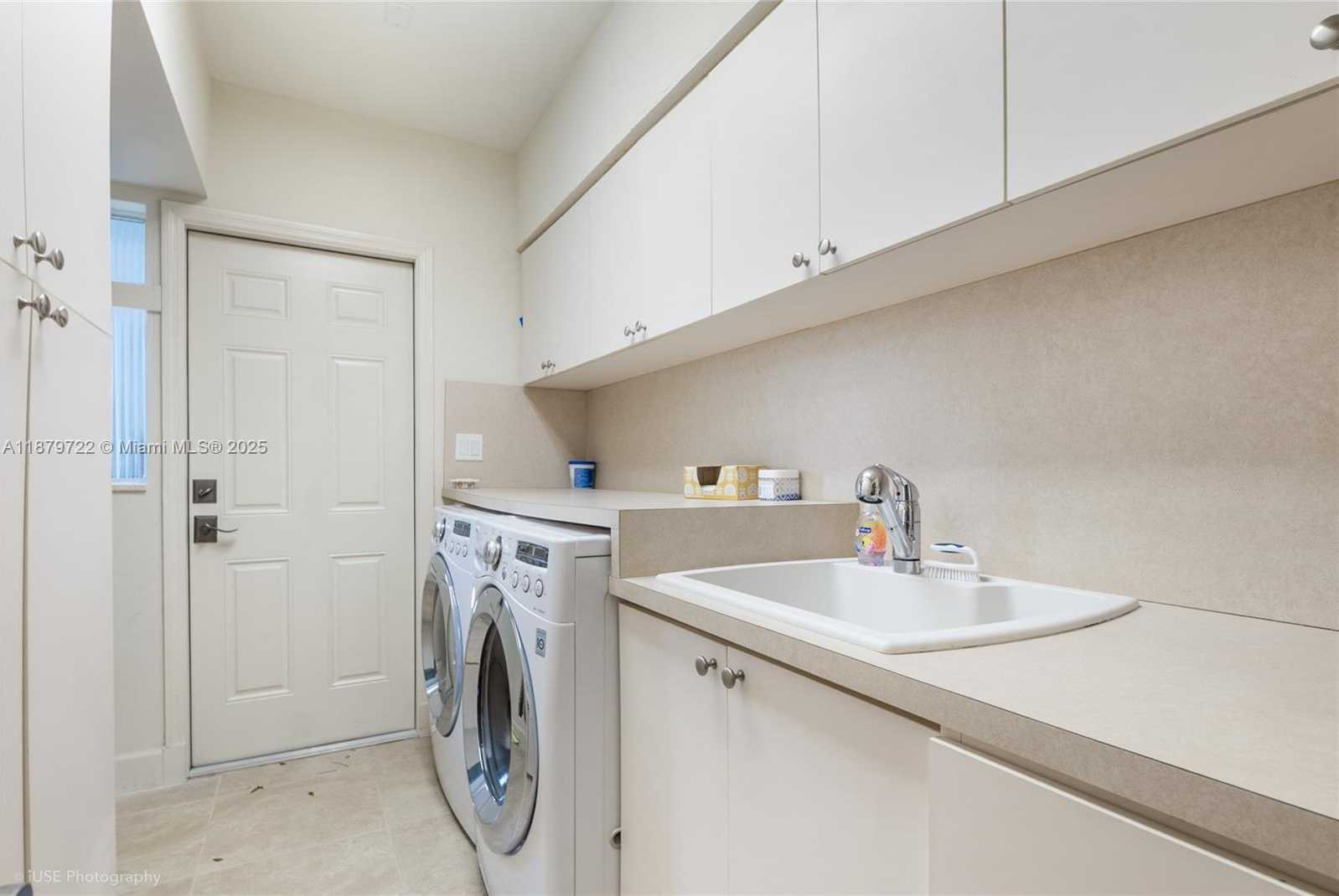 Small Image of 1265 SOUTH ALHAMBRA CIR, Coral Gables Number 23