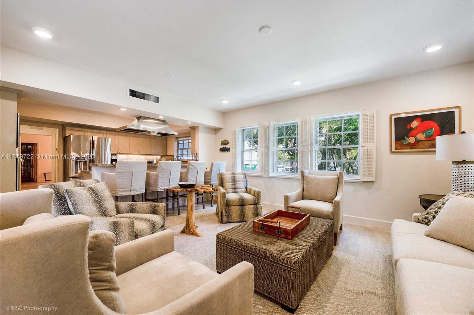 Small Image of 1265 SOUTH ALHAMBRA CIR, Coral Gables Number 9
