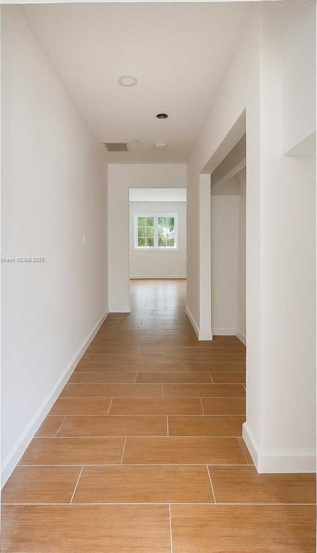 Small Image of 7031 SOUTH WEST 27TH CT, Miramar Number 25