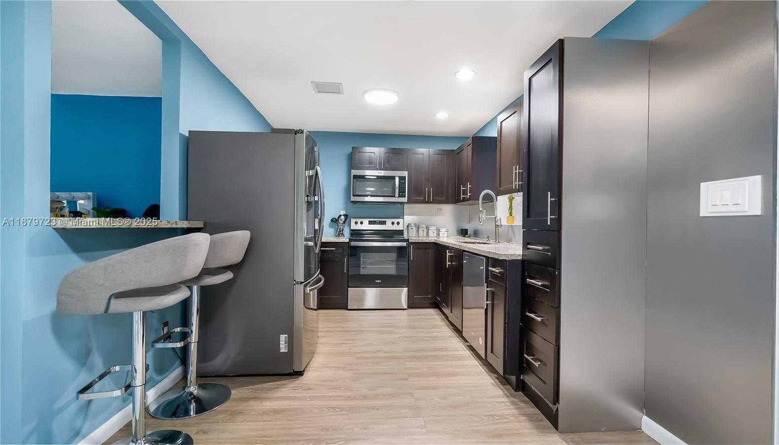 Small Image of 7031 SOUTH WEST 27TH CT, Miramar Number 5