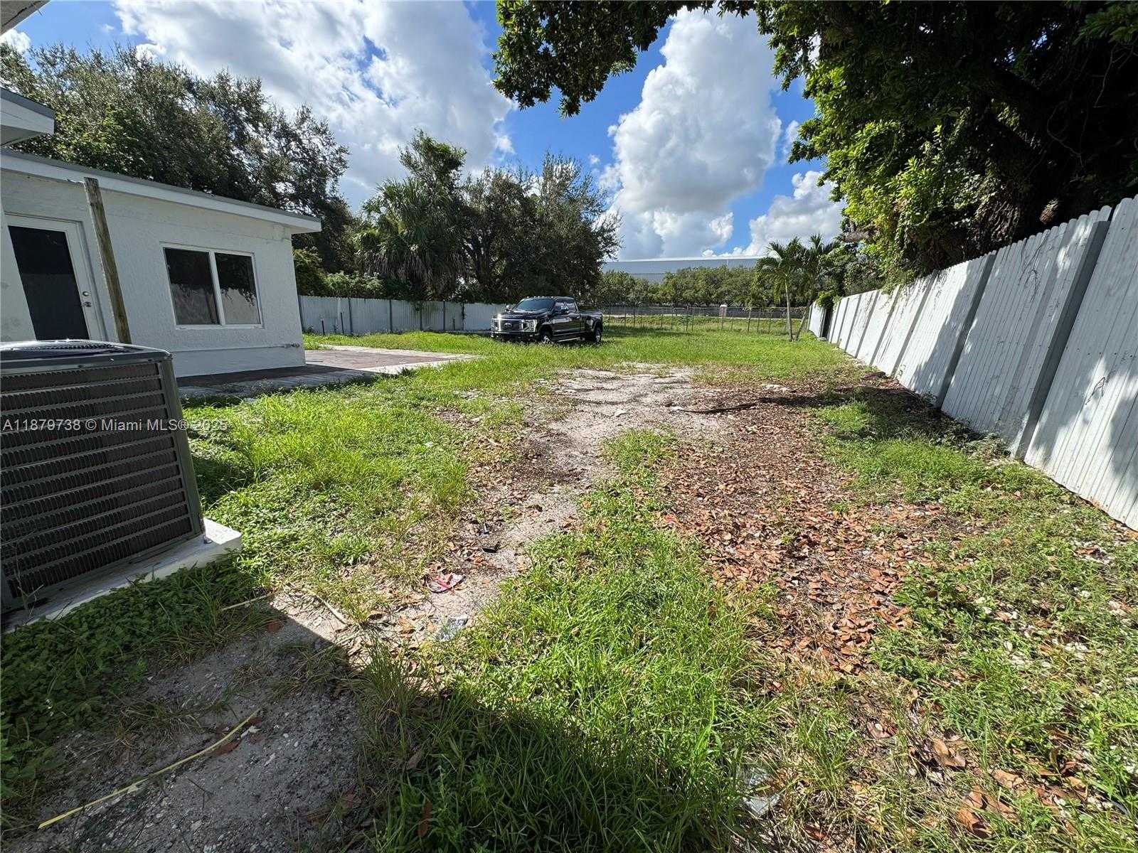 Small Image of 2530 NORTH WEST 204TH ST, Miami Gardens Number 25