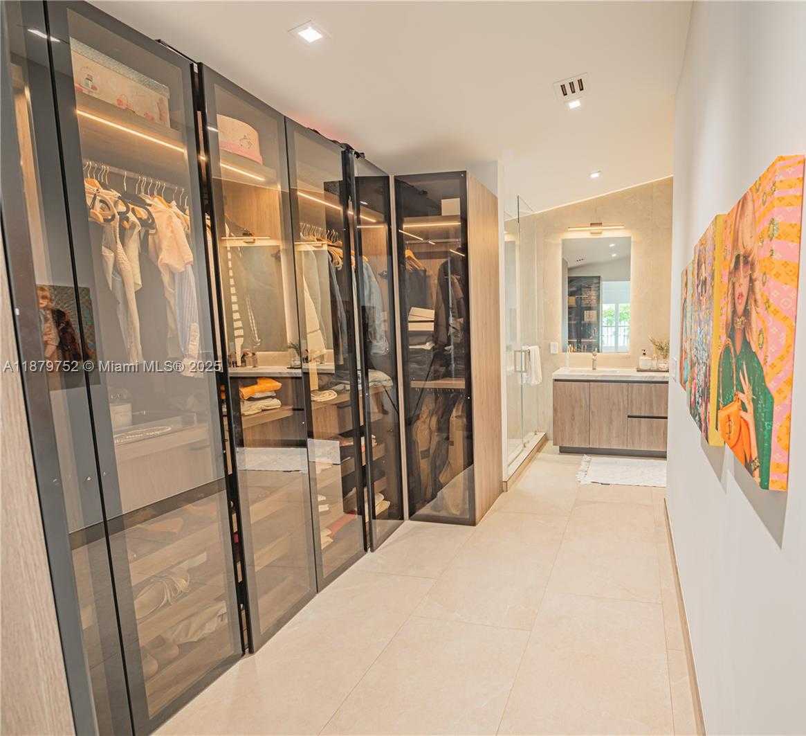 Small Image of 3380 SOUTH WEST 50TH ST, Hollywood Number 30