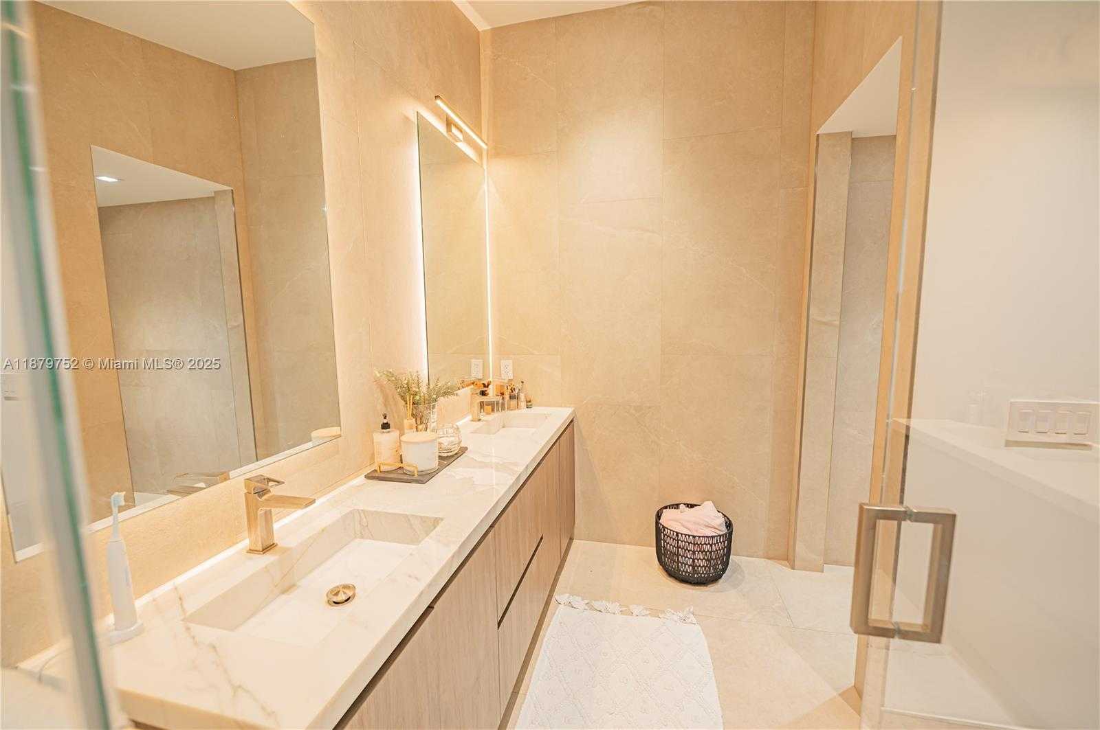 Small Image of 3380 SOUTH WEST 50TH ST, Hollywood Number 33