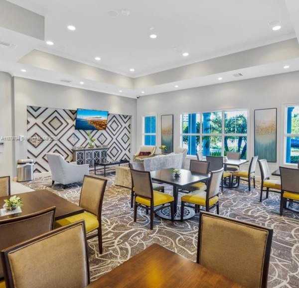 Small Image of 1422 SILK OAK DR, Hollywood Number 33
