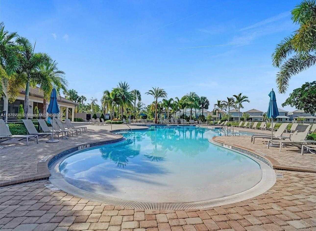 Small Image of 1422 SILK OAK DR, Hollywood Number 41