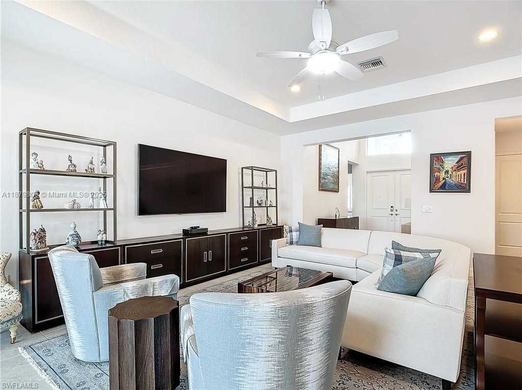 Small Image of 28688 SICILY LOOP, Bonita Springs Number 15