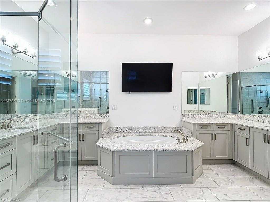 Small Image of 28688 SICILY LOOP, Bonita Springs Number 25