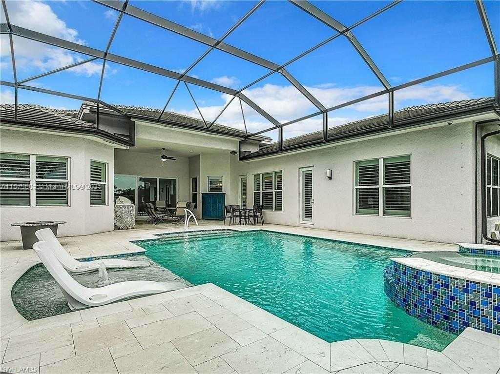 Small Image of 28688 SICILY LOOP, Bonita Springs Number 4