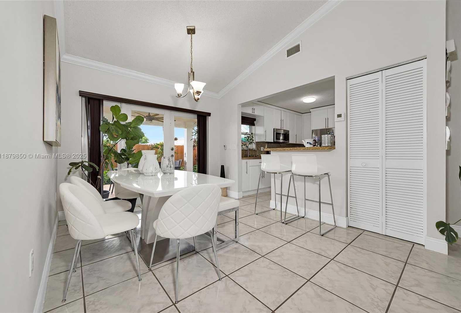 Small Image of 10340 SOUTH WEST 208TH LN, Cutler Bay Number 11