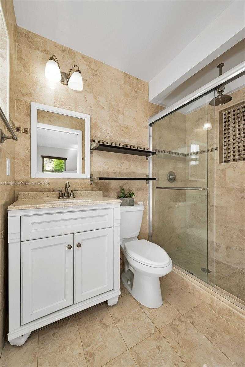 Small Image of 10340 SOUTH WEST 208TH LN, Cutler Bay Number 18