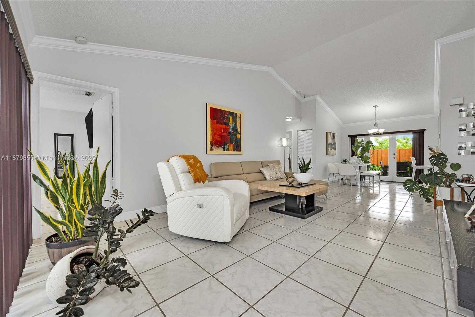 Small Image of 10340 SOUTH WEST 208TH LN, Cutler Bay Number 7