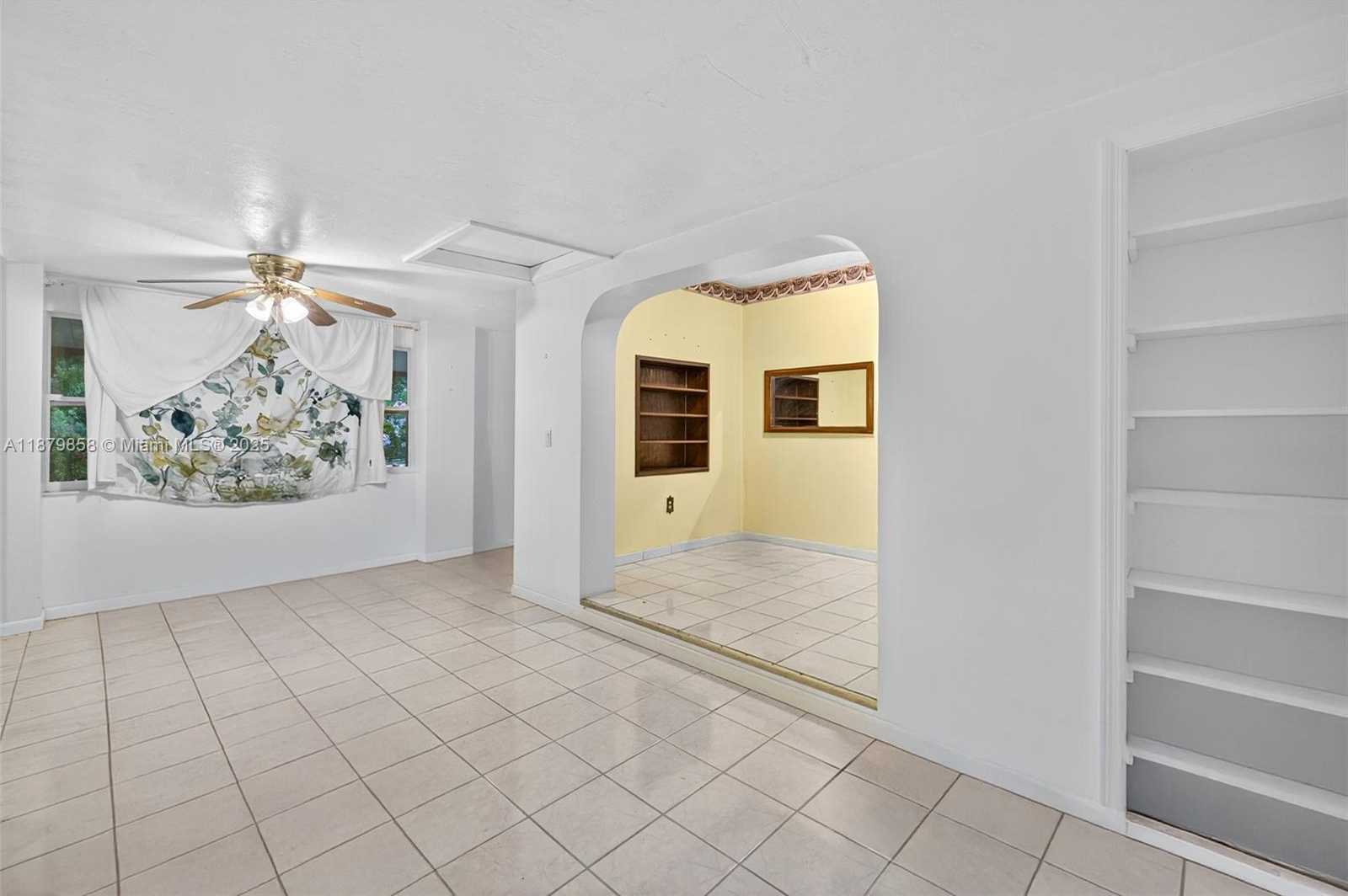Small Image of 1460 NORTH EAST 173RD ST, North Miami Beach Number 16