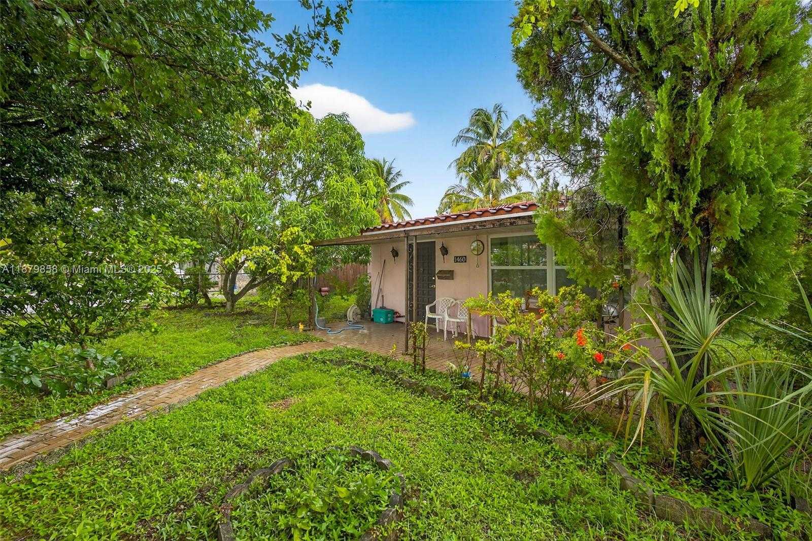 Small Image of 1460 NORTH EAST 173RD ST, North Miami Beach Number 2