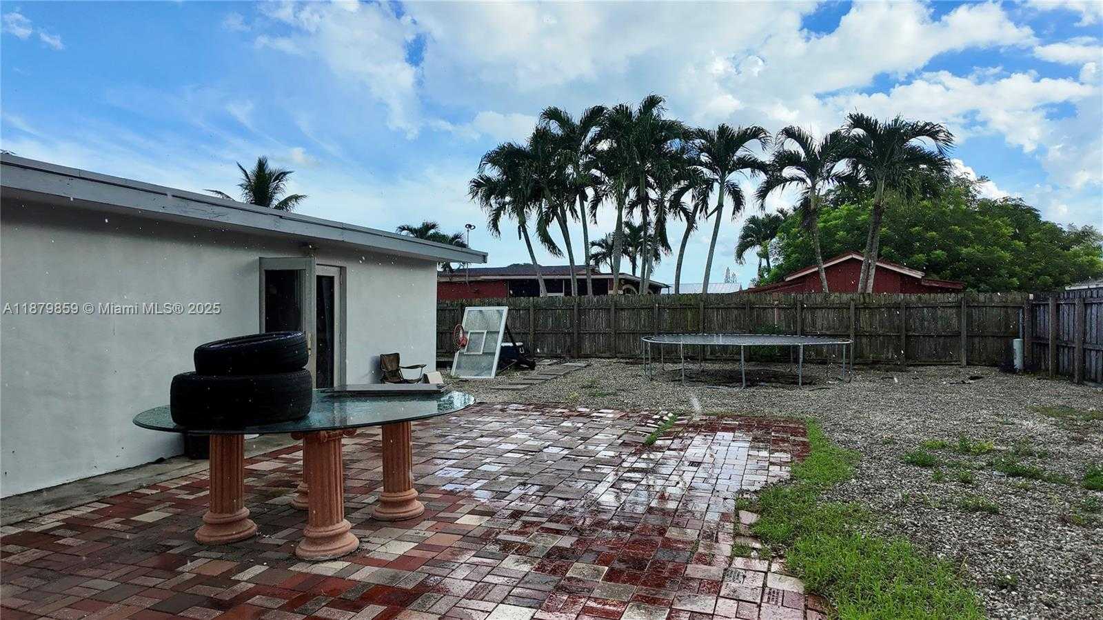 Small Image of 29810 SOUTH WEST 148TH PL, Homestead Number 23