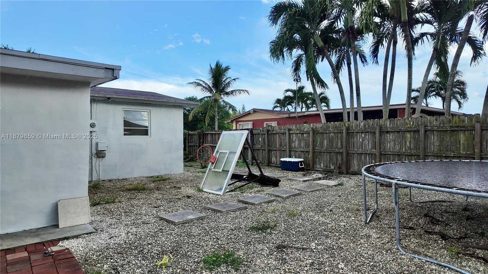Small Image of 29810 SOUTH WEST 148TH PL, Homestead Number 24