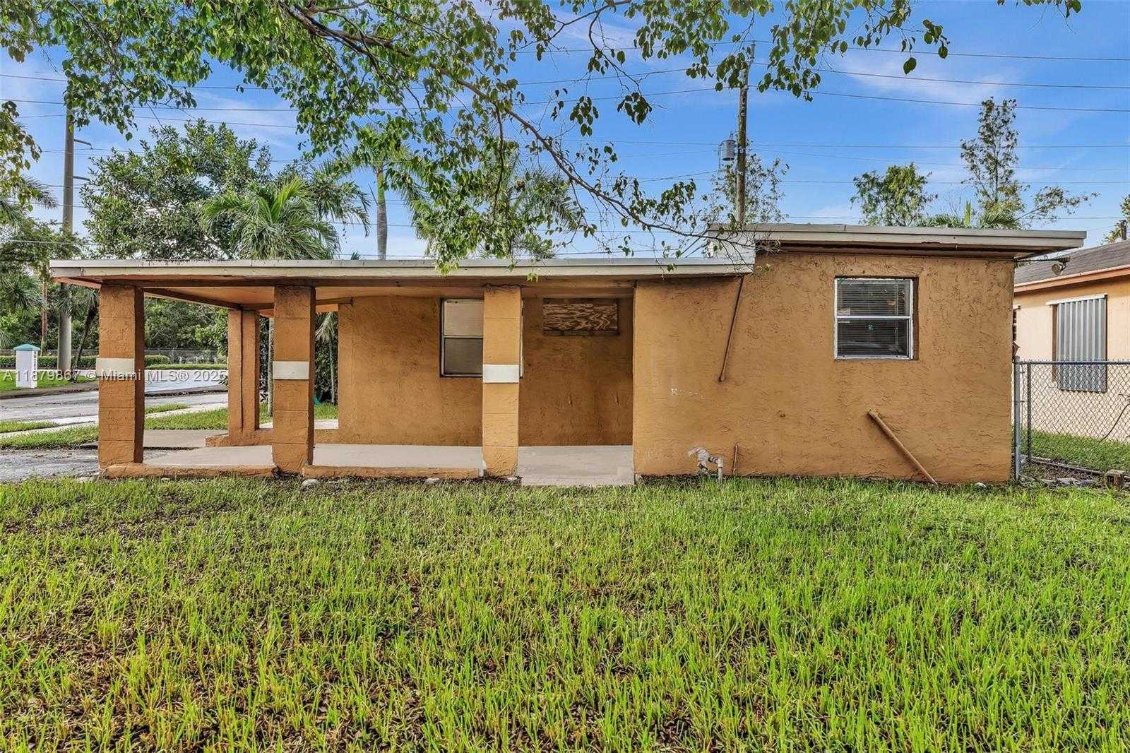 Small Image of 2800 NORTH WEST 6TH CT, Fort Lauderdale Number 5