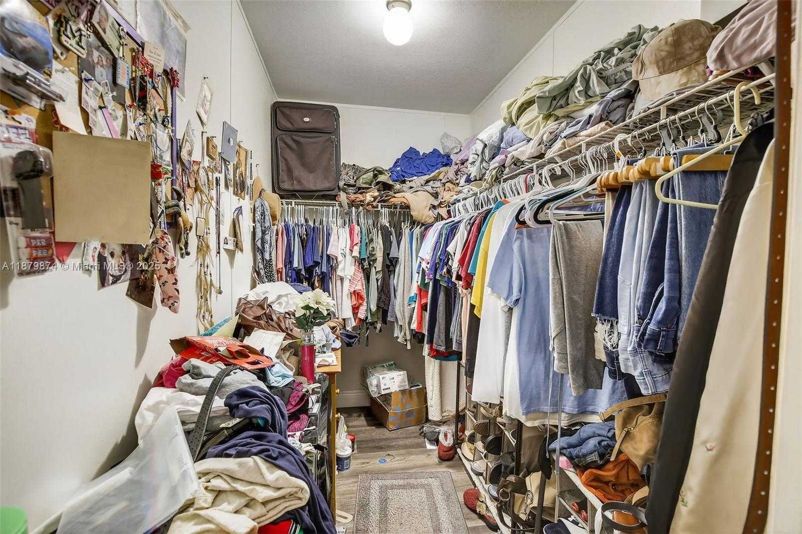Small Image of 21651 NORTH WEST 3RD ST, Pembroke Pines Number 18