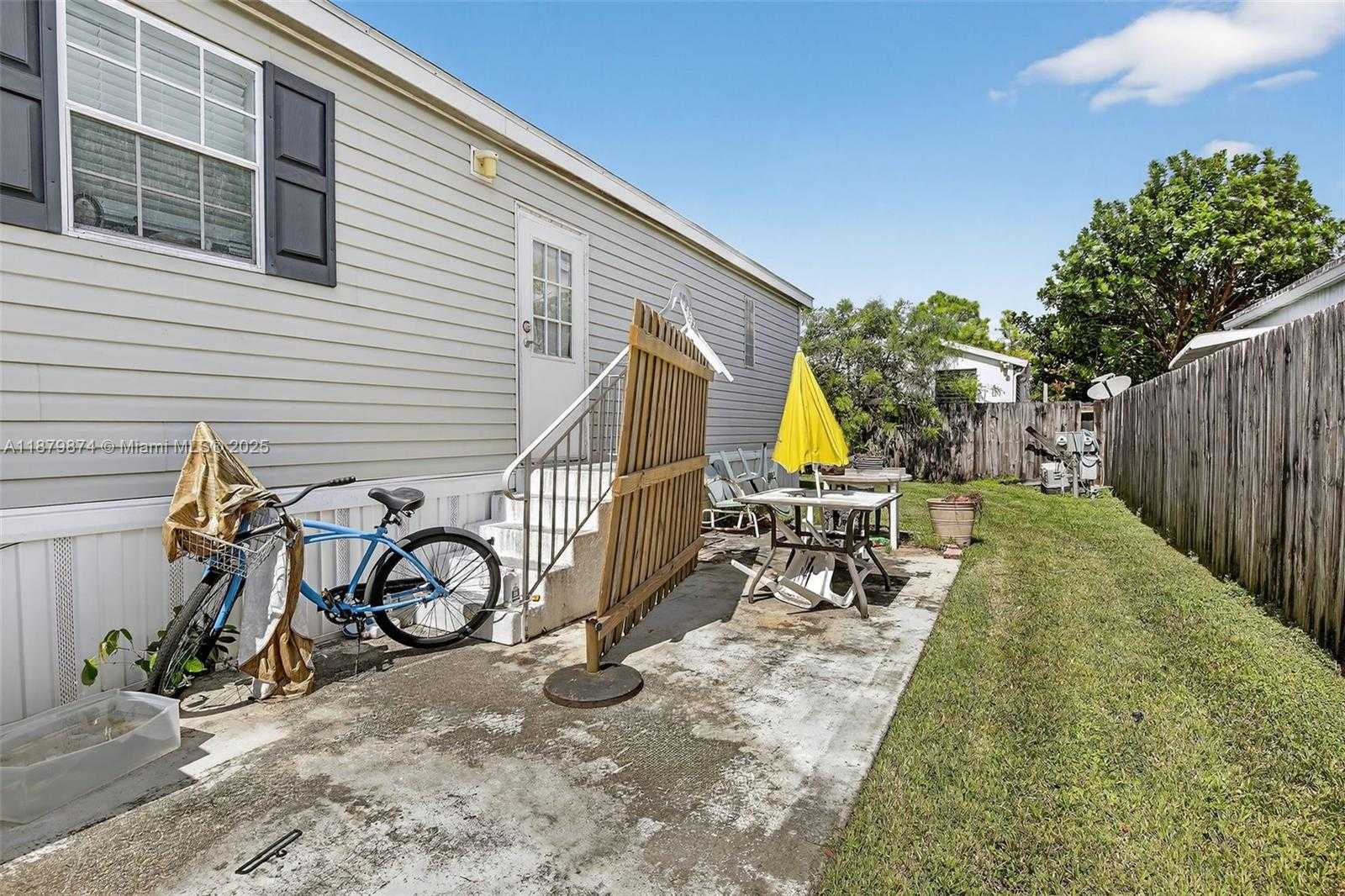 Small Image of 21651 NORTH WEST 3RD ST, Pembroke Pines Number 20