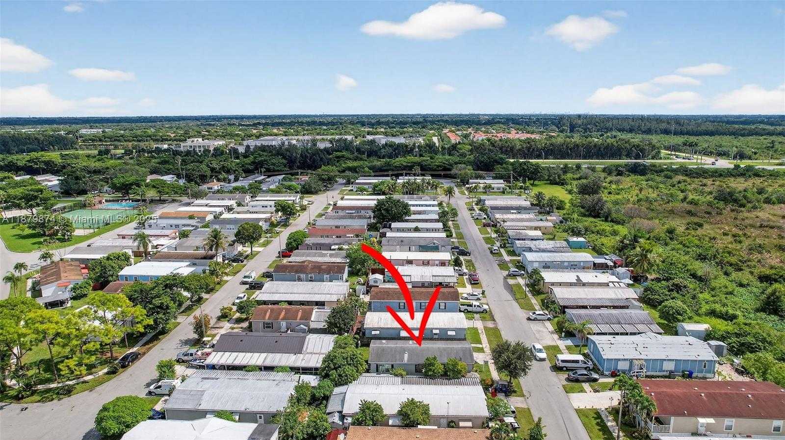Small Image of 21651 NORTH WEST 3RD ST, Pembroke Pines Number 27