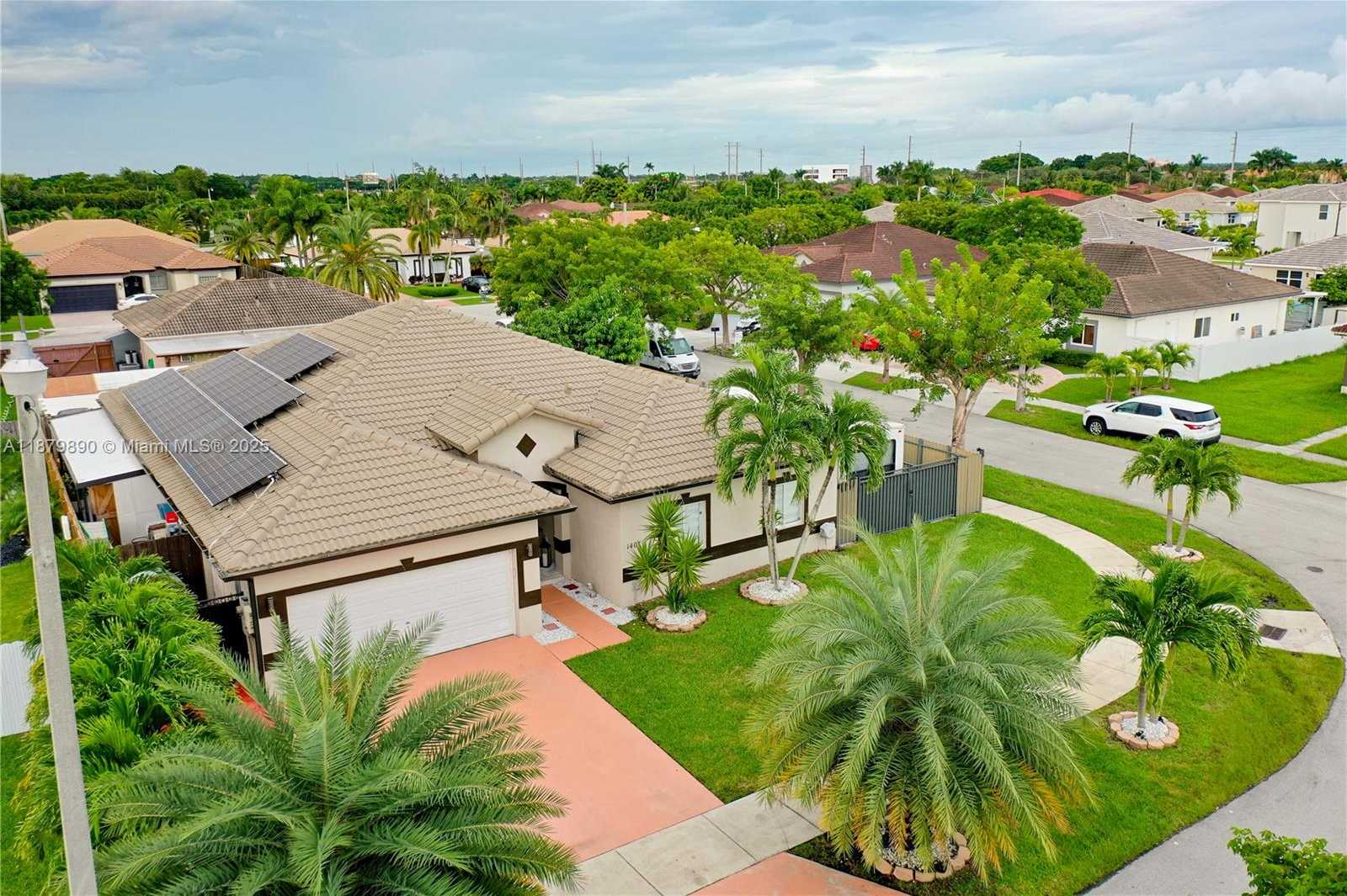 Small Image of 1407 SOUTH EAST 7TH ST, Homestead Number 2