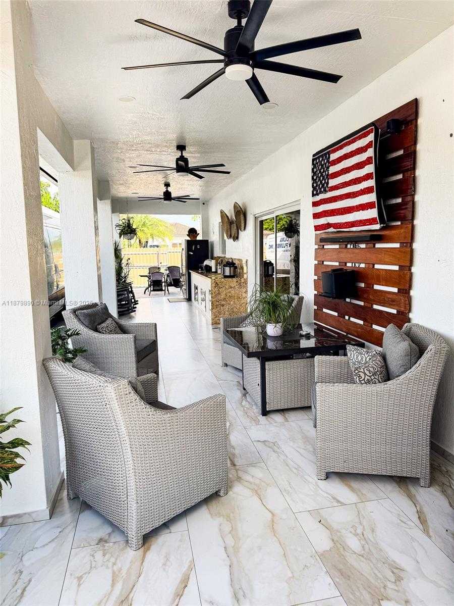 Small Image of 1407 SOUTH EAST 7TH ST, Homestead Number 40