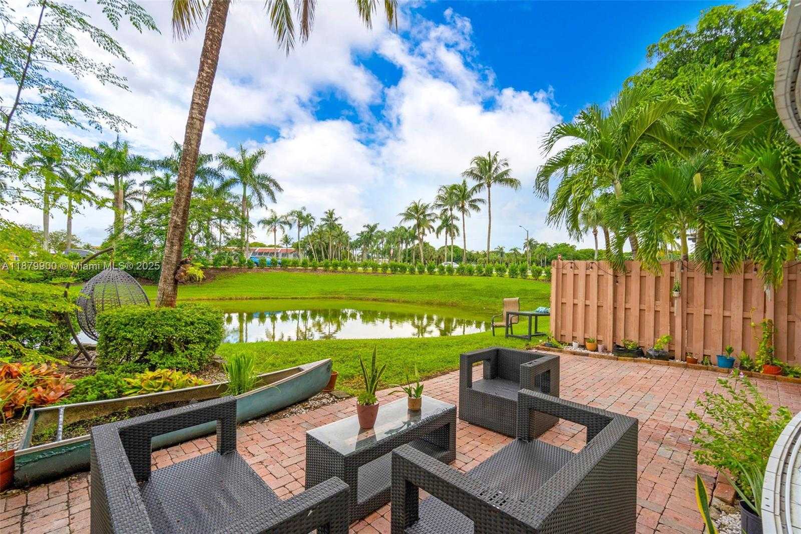 Small Image of 10940 NORTH WEST 67TH ST, Doral Number 11
